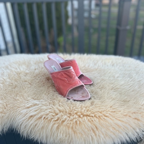 Vintage/Prada Pink Velvet Mule slides/ - Picture 3 of 12
